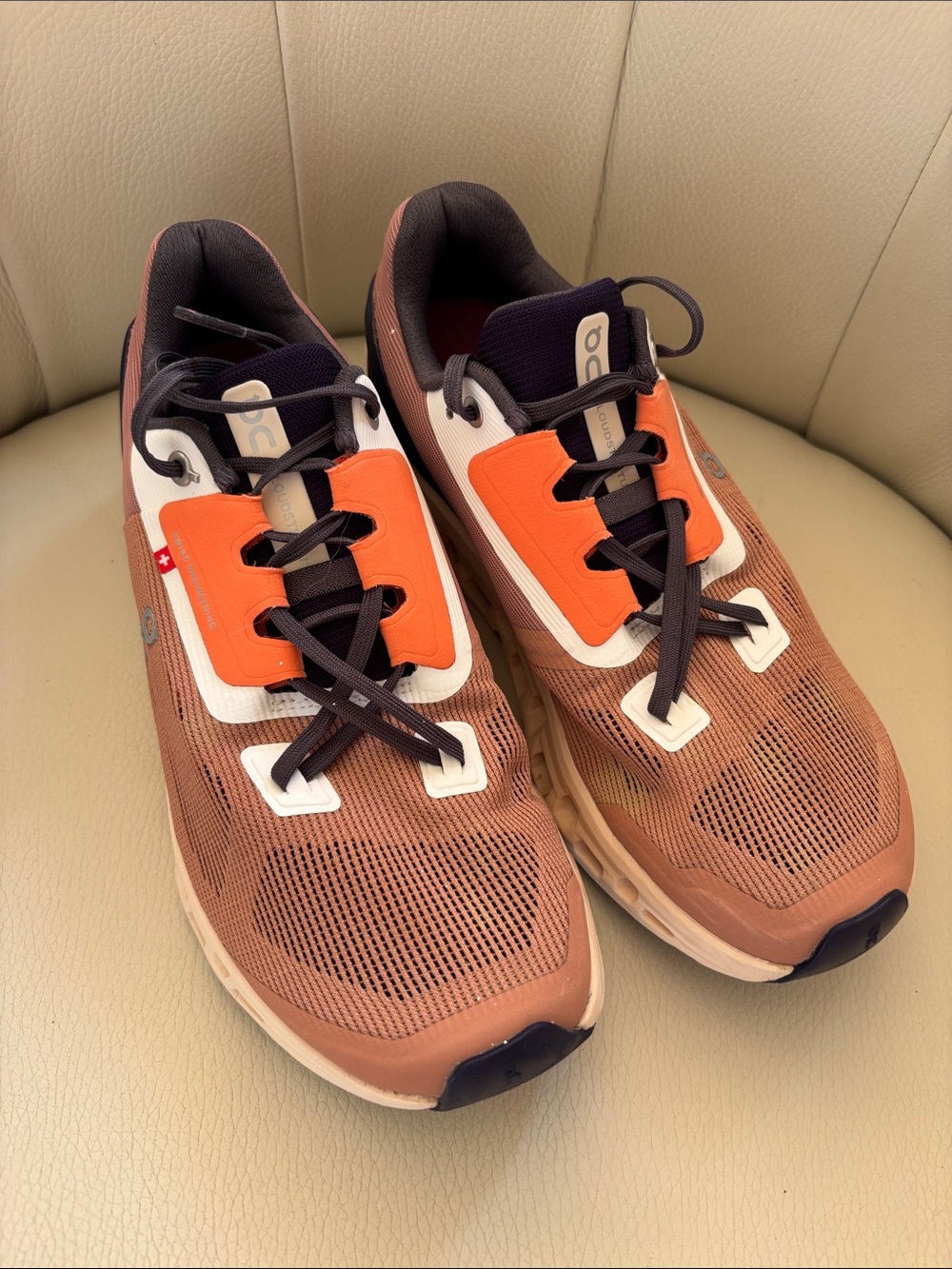 On Cloud Cloudstratus 2 Women's Running Shoes Size 8.5 Cork/Fawn Color